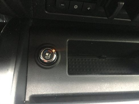 Used 2018 Nissan Titan Platinum Reserve image 12