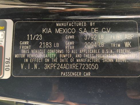 Used 2024 Kia Forte LXS image 33