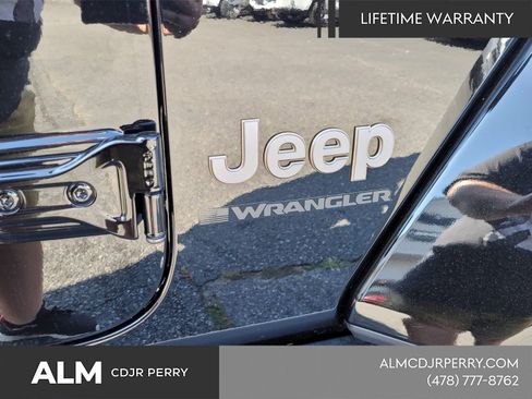 New 2025 Jeep Wrangler Unlimited Rubicon 392 AWD/4WD image 17