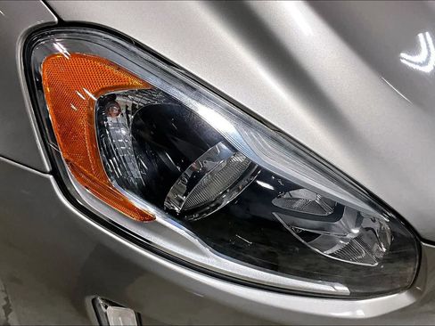 Used 2016 Volvo XC60 T6 w/ Proximity Package image 27