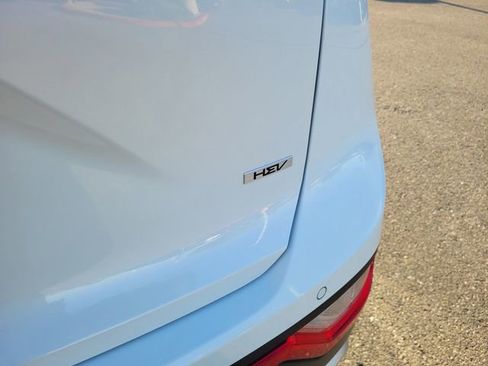 Used 2024 Kia Niro EX FWD image 7