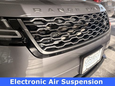Used 2020 Land Rover Range Rover Velar R-Dynamic S image 3