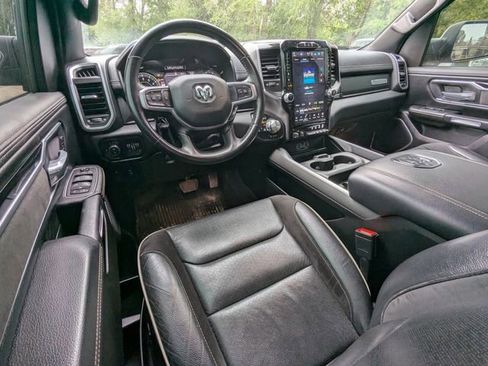 Used 2022 RAM 1500 Laramie w/ Sport Appearance Package AWD/4WD image 5