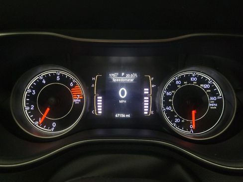 Used 2020 Jeep Cherokee Latitude Plus w/ Cold Weather Group image 23