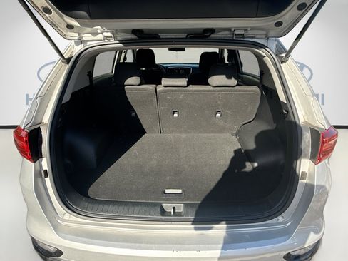 Used 2020 Kia Sportage LX image 24