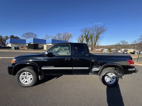 Used 2005 Toyota Tundra SR5 image 4