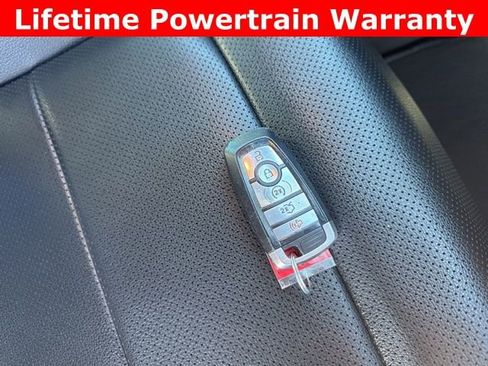 Used 2021 Ford Mustang Premium image 5