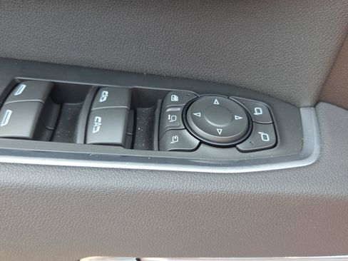 Used 2026 Chevrolet Silverado 2500 High Country w/ High Country Premium Package AWD/4WD image 33