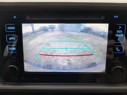 Used 2017 Toyota Tacoma TRD Off-Road w/ Tow Package image 8