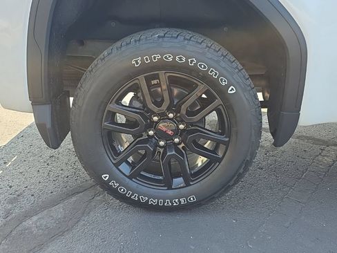 Used 2023 GMC Sierra 1500 Elevation AWD/4WD image 16