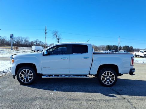 Used 2020 GMC Canyon Denali image 6