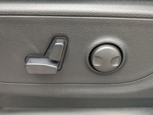 New 2026 RAM 1500 Big Horn w/ Night Edition image 27