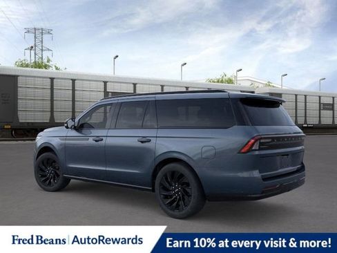 New 2025 Lincoln Navigator L Reserve w/ Jet Appearance Package AWD/4WD image 4