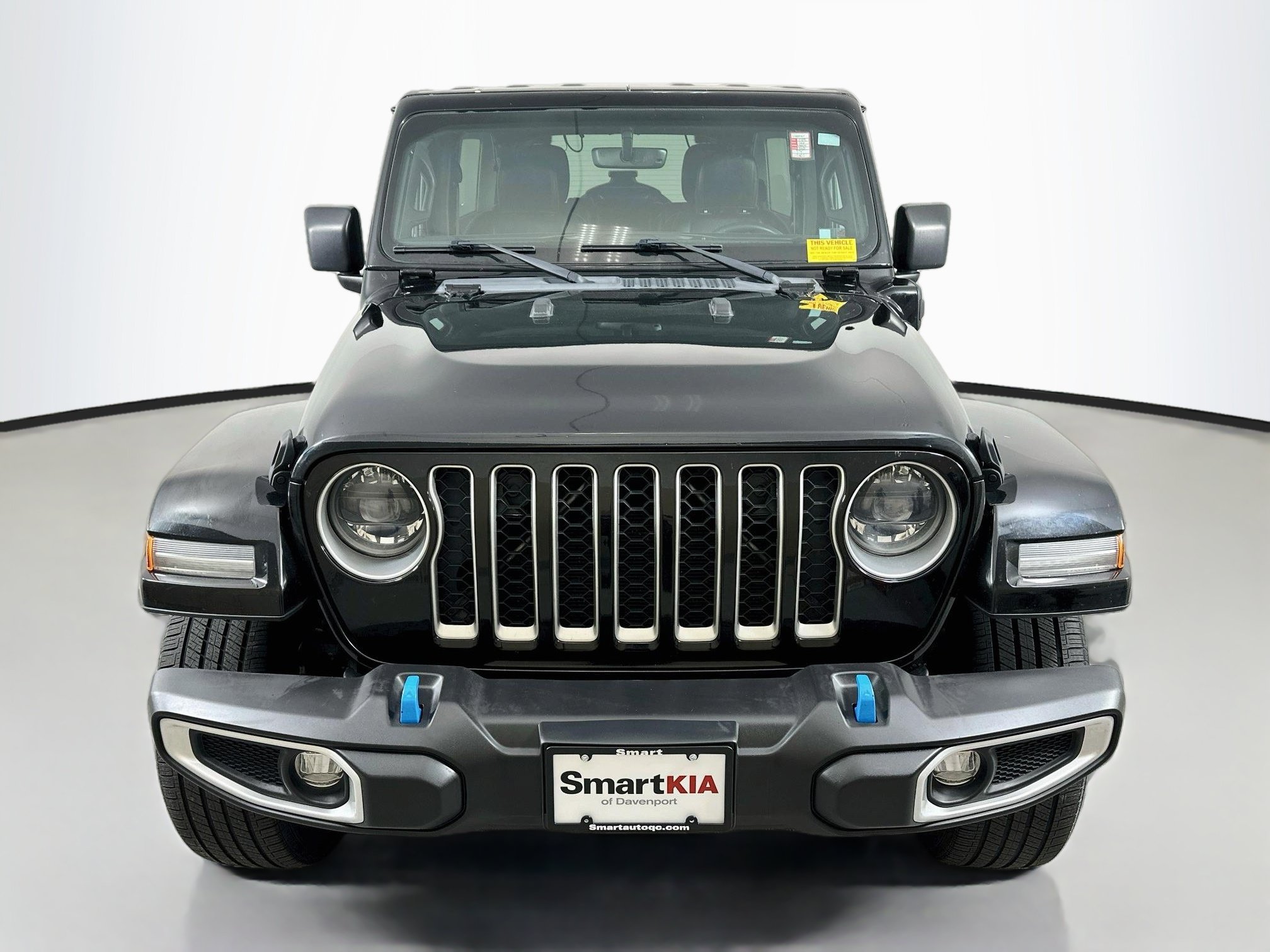 Used 2023 Jeep Wrangler Unlimited Sahara AWD/4WD image 2
