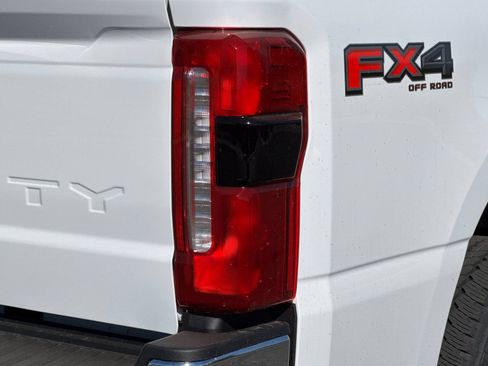 New 2026 Ford F350 Lariat w/ Lariat Premium Package AWD/4WD image 32