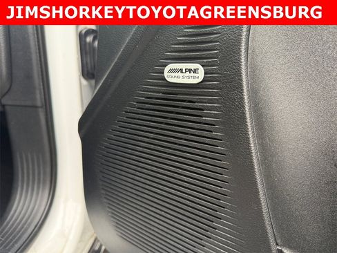 Used 2022 Dodge Challenger R/T Scat Pack w/ Shaker Package image 31