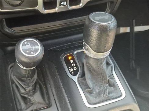 Used 2022 Jeep Wrangler Unlimited Sport AWD/4WD image 11