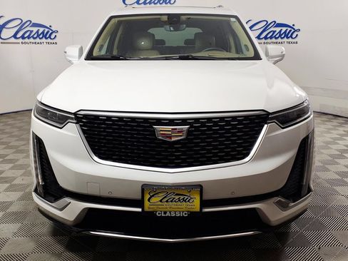 Used 2025 Cadillac XT6 Premium Luxury w/ Platinum Package AWD/4WD image 5