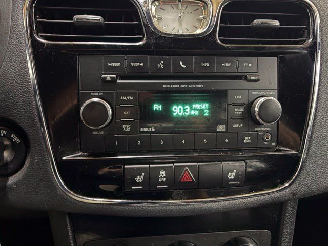 Used 2014 Chrysler 200 Limited FWD image 23