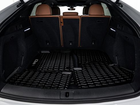 Certified 2025 Audi Q5 2.0T Premium Plus image 20