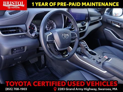 Certified 2023 Toyota Highlander XSE image 14
