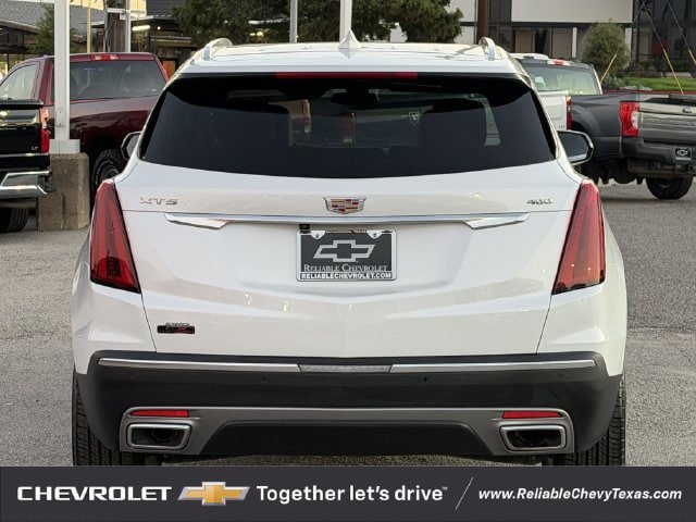 Used 2025 Cadillac XT5 Premium Luxury w/ LPO, Floor Liner Package AWD/4WD image 5