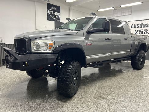 Used 2009 Dodge Ram 2500 Truck Laramie image 3