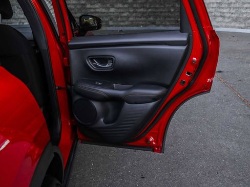 Used 2023 Honda HR-V Sport image 16