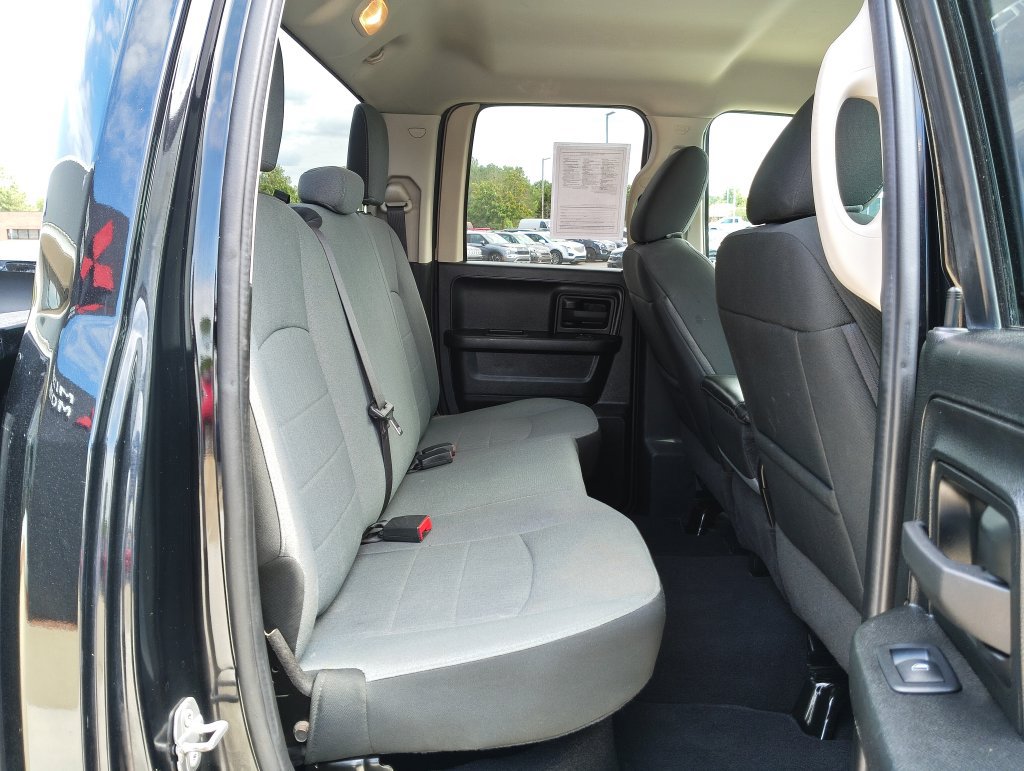 Used 2021 RAM 1500 Express w/ Wheel & Sound Group AWD/4WD image 9
