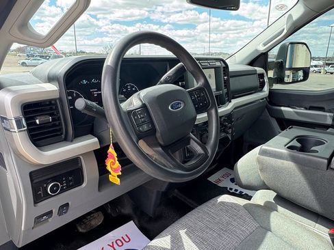 Used 2023 Ford F350 XLT w/ FX4 Off-Road Package AWD/4WD image 15