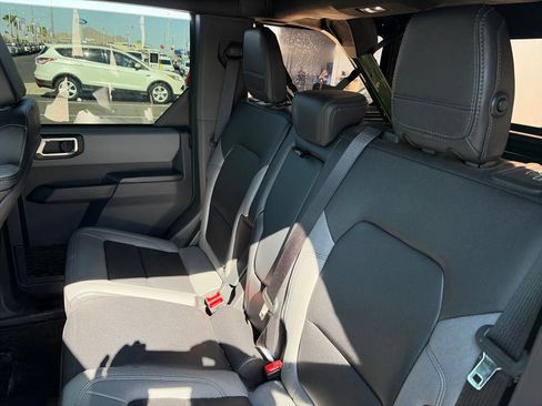 Used 2024 Ford Bronco Big Bend AWD/4WD image 13