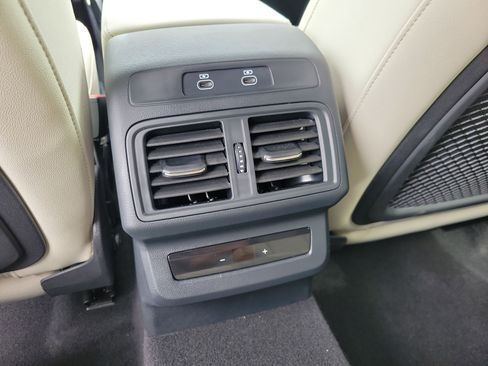 Used 2025 Audi Q5 Premium Plus w/ Premium Plus image 15