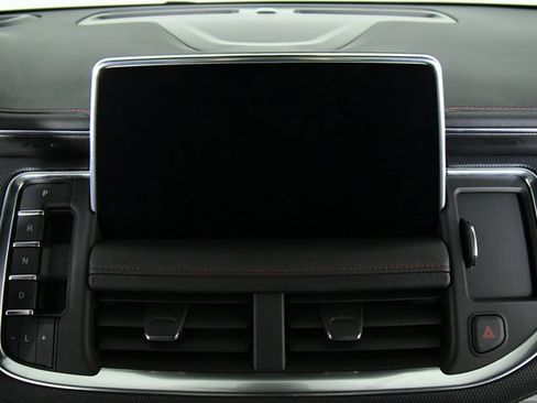 Used 2021 Chevrolet Tahoe RST w/ Luxury Package image 4