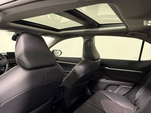 Used 2024 Toyota Camry XSE image 38