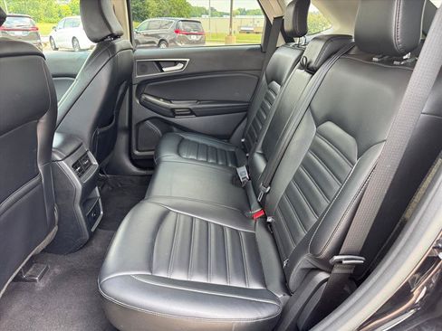 Used 2024 Ford Edge SEL AWD/4WD image 10
