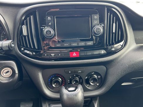 Used 2016 RAM ProMaster City Tradesman w/ Rear Back-up Camera Group image 3