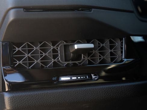 Used 2024 Honda Accord Touring image 41