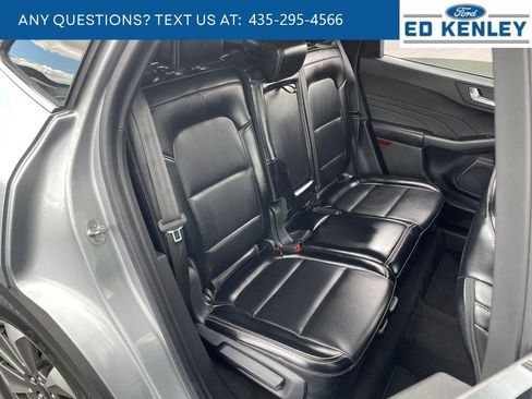 Used 2024 Ford Escape Platinum AWD/4WD image 32