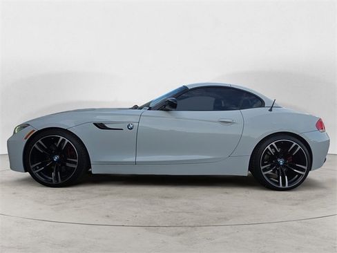 Used 2014 BMW Z4 sDrive35i image 2