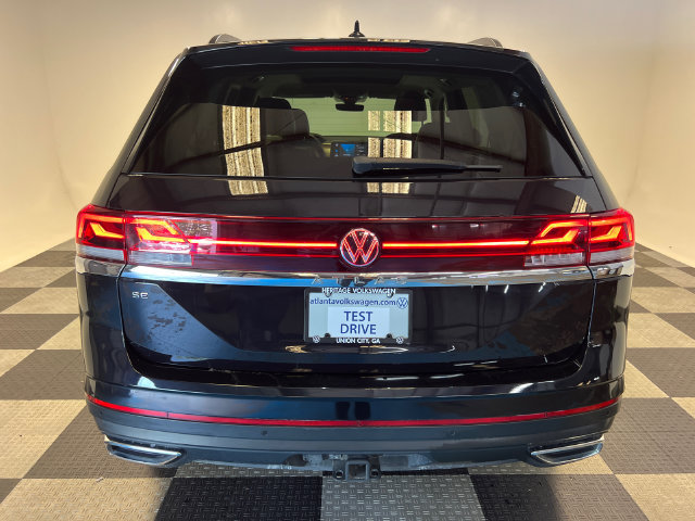 Certified 2024 Volkswagen Atlas SE FWD image 4