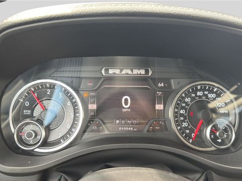 Used 2022 RAM 1500 Laramie AWD/4WD image 13