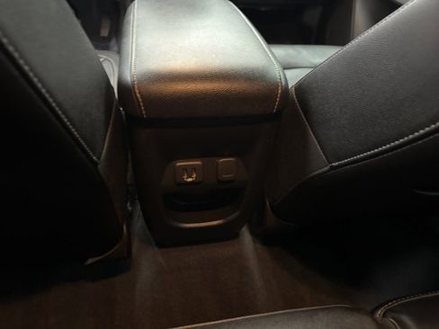 Used 2020 Chevrolet Colorado ZR2 image 10