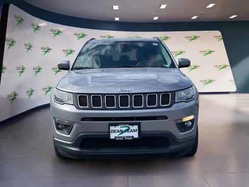 Used 2018 Jeep Compass Latitude w/ Popular Equipment Group AWD/4WD image 7