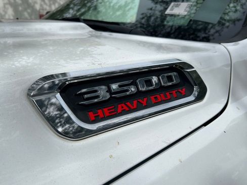 New 2024 RAM 3500 Tradesman image 27