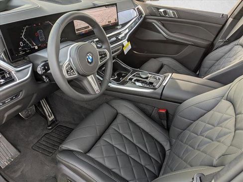 New 2026 BMW X7 xDrive40i w/ M Sport Package image 3