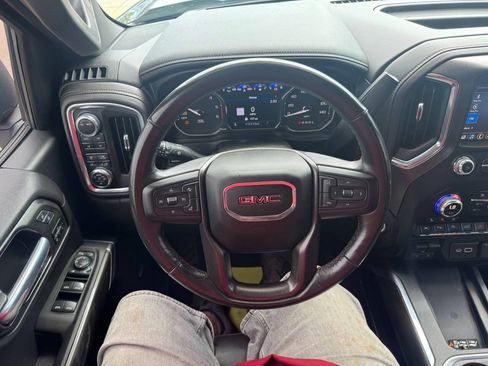 Used 2021 GMC Sierra 1500 AT4 w/ Technology Package AWD/4WD image 19
