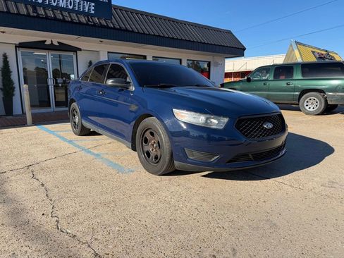 Used 2018 Ford Taurus Police Interceptor image 3