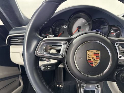 Certified 2017 Porsche 911 Carrera S RWD image 35