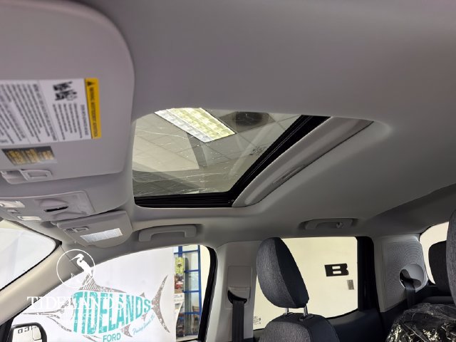 New 2026 Ford Maverick XLT w/ XLT Luxury Package FWD image 25