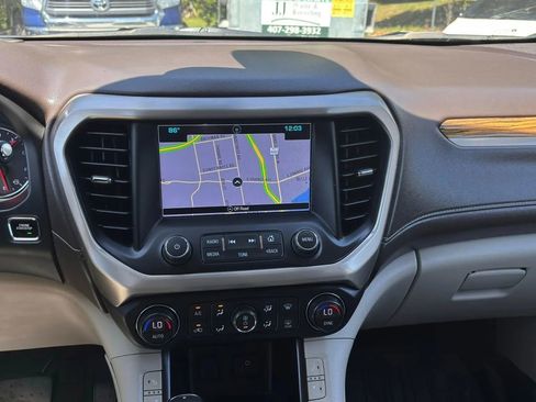 Used 2017 GMC Acadia Denali w/ Technology Package FWD image 24